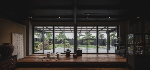 Urayama: Plants on display in Yangming Mountain