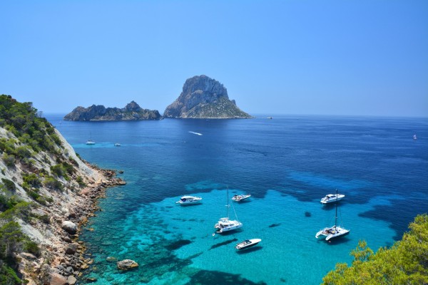 #review: Step into Ibiza