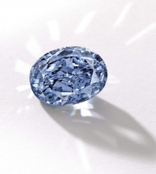 Rare Oval Diamond Estimated to Fetch US$35 Million at Auction