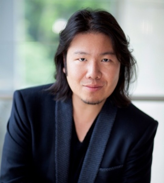 Author Kevin Kwan on 'Crazy Rich Asians' Film and Luxuries Money Can't Buy