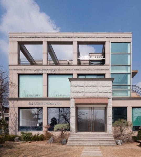 Galerie Perrotin Opens in Seoul