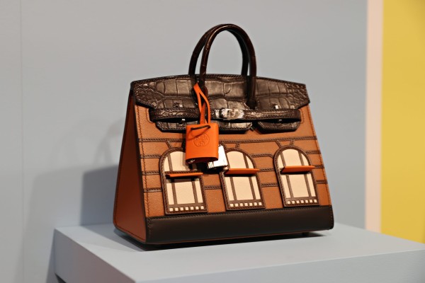 Vestiaire Collective: Sustainable and authenticated fashion