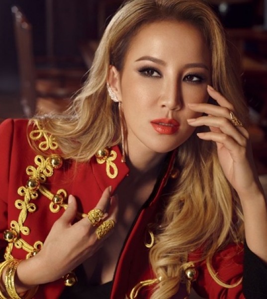 Cover story: CoCo Lee being purely amazing