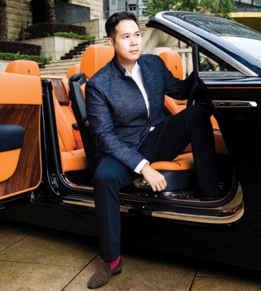 The Rolls-Royce Dawn Takes Brandon Chau, Leonard Chao and Yen Kuok for a Ride