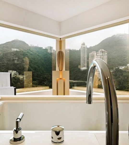 Ask for Room 4701 at The Upper House for an Elevating Experience
