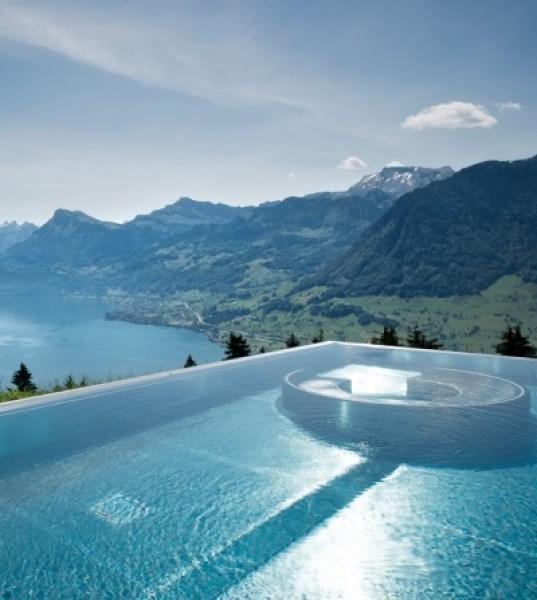 Prealpine Aerie: Elegance and an Epic View From Above