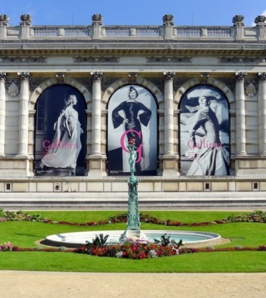 Paris Gets Its First Fashion Museum