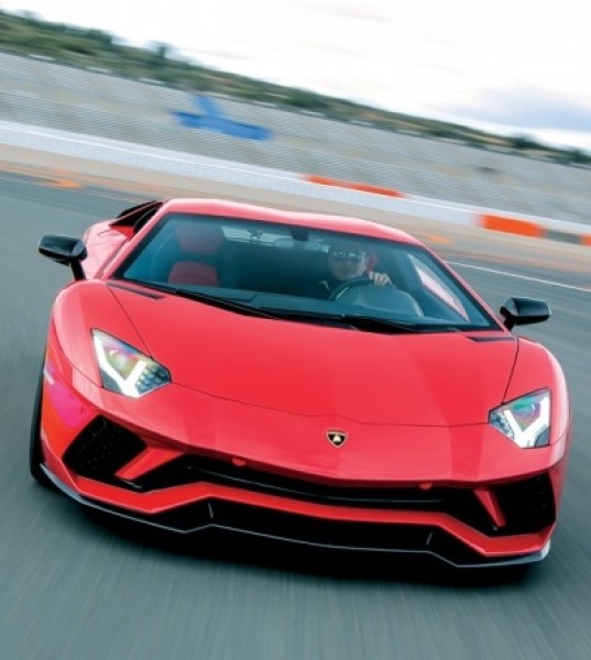Taking the Lamborghini Aventador S for a Spin in Valencia