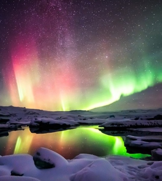 Hunting The Aurora Borealis from Ocean and Land with Luxe Travel