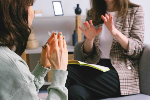 Hypnotherapy to boost productivity and employee wellbeing