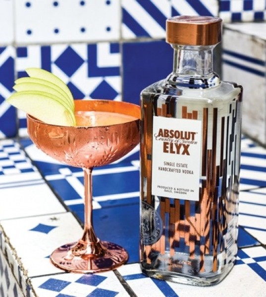 Pours For Thought: Silky Smooth Absolut Elyx Vodka