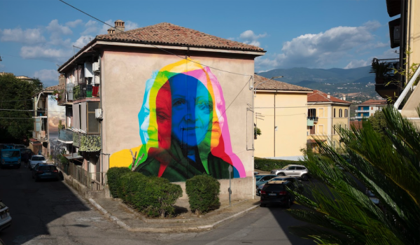HKwalls turns 11 with a bang