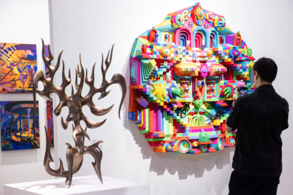 Asia's share of the global art market rises