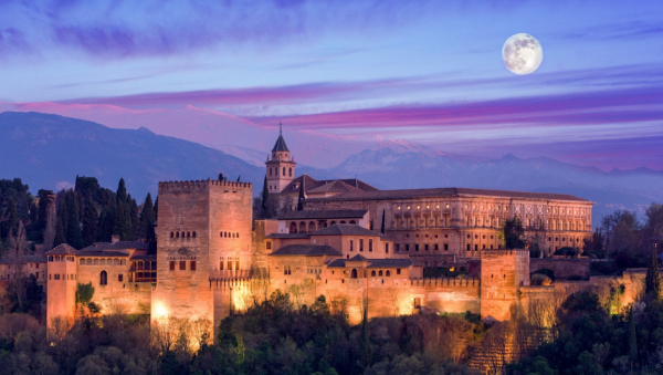 Boghossian: Go on a journey of Palace Voyages
