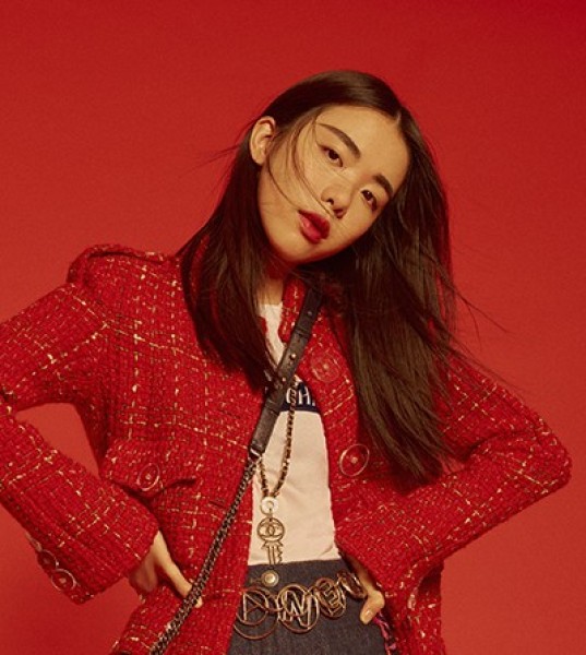 Generation Z: Digital Influencer Zoe Suen