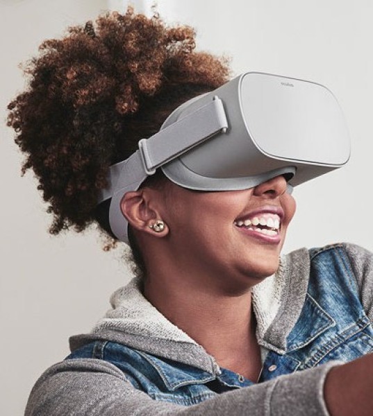 Facebook introduces virtual reality