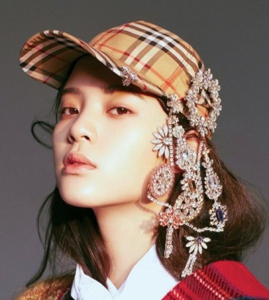 Cover Story: Nana Ou-yang being Asia's new rising star at only 17 years old