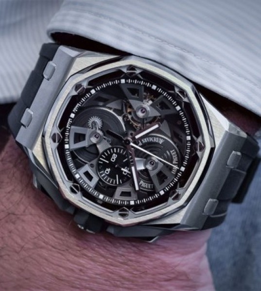 Audemars Piguet gives the Royal Oak Offshore an update