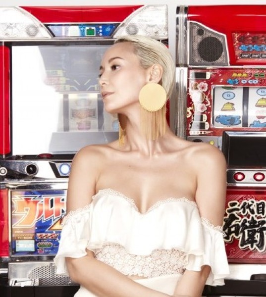 Fashion cover: Amanda Strang going from modelling to pastries