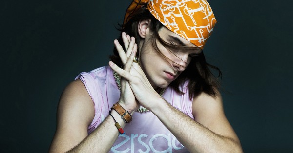 How to pay homage to the 90's man