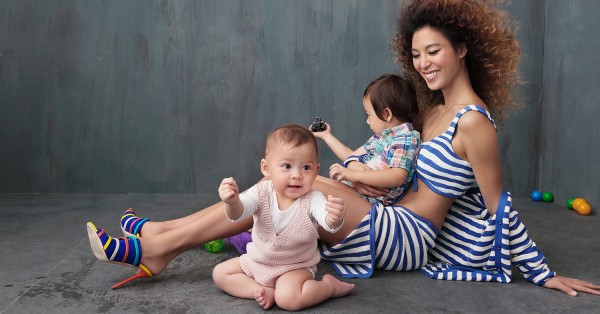 Real cool Hong Kong mums show off their style