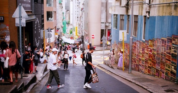 Why are tourists so obsessed with this wall on Graham Street?