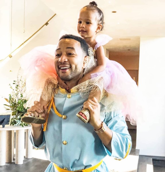 The best celebrity Halloween costumes