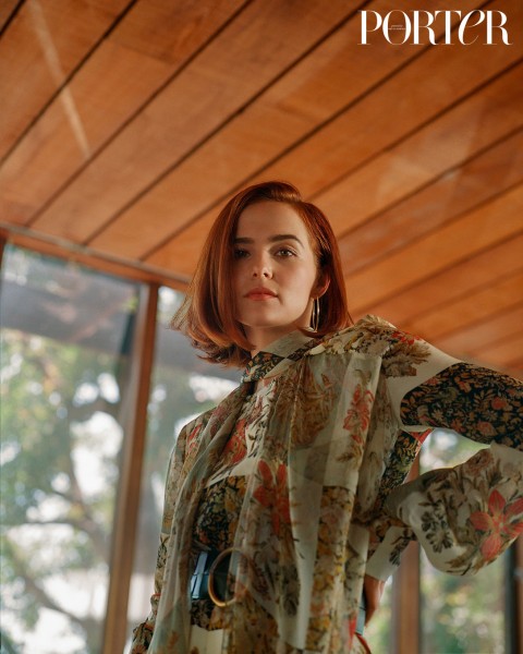 Zoey Deutch on her experience with bullies and The Politician