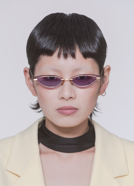 The trendiest micro-sunglasses to cop this season