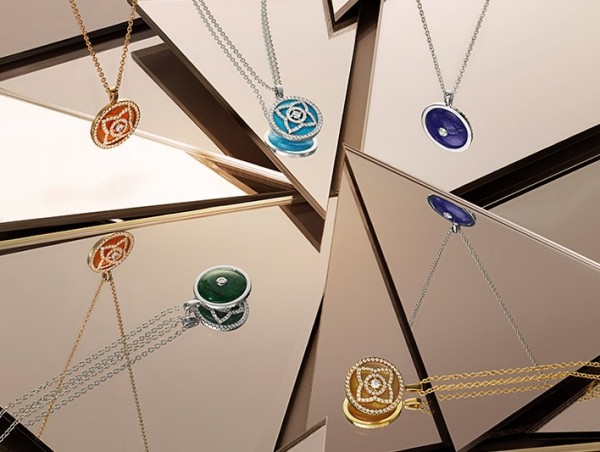 More Than A Gift: De Beers 2019 holiday campaign