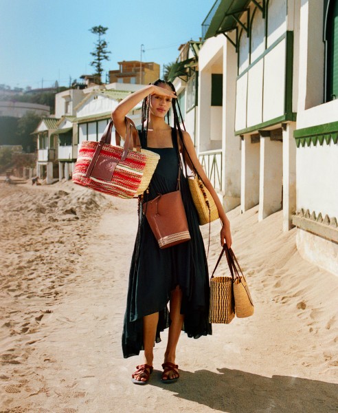 Holiday mood: 7 statement accessories for summer