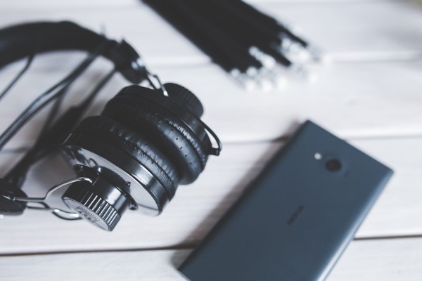 10 best podcasts to listen to this summer
