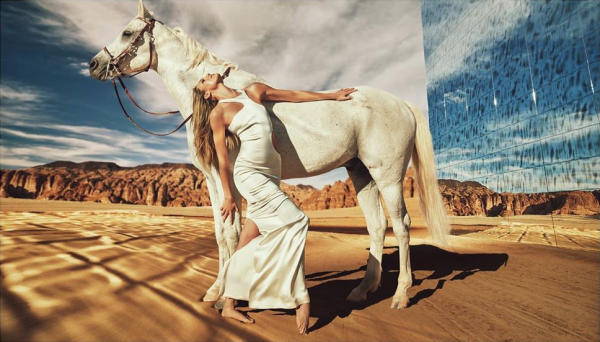 Mônot's first-ever campaign features Kate Moss, Candice Swanepoel and Jourdan Dunn