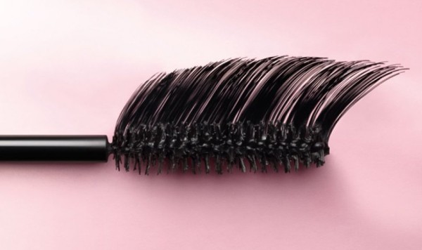 Primers, serums and mascaras: Everything you need to get long, luscious lashes