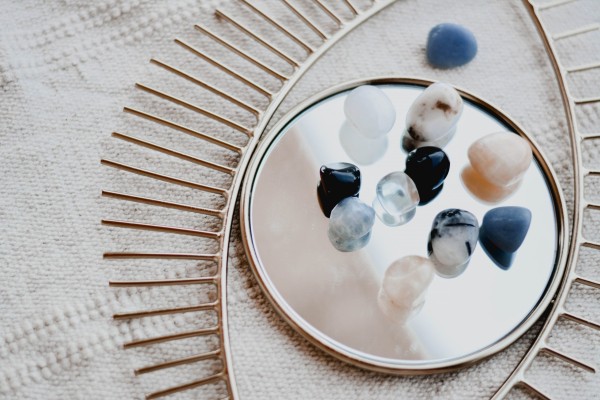 Healing crystals: 5 precious gemstones to wear and when