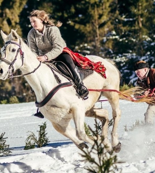 Horse-Drawn Ski Races Live on in Poland's Tatra Mountains
