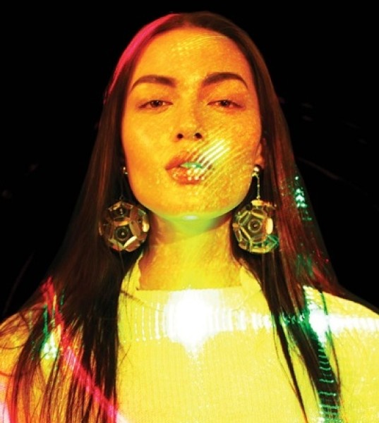 Model Mia Kang Shows Us How to Stand Out From the Crowd
