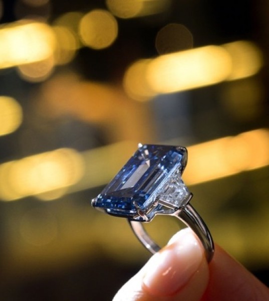 Diamond Magnate's Rare Stone Goes Under the Hammer in Geneva