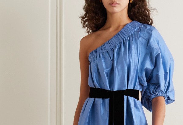 Trend alert: Get romantic in these puff sleeve items
