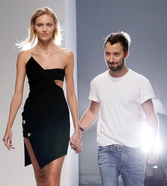 Saint Laurent to Skip Men's Fashion Week in Paris