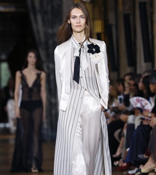 Jarrar Lifts Pall Over Lanvin With Classy Paris Show
