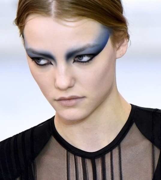The Unmissable Beauty Looks From Paris Fashion Week