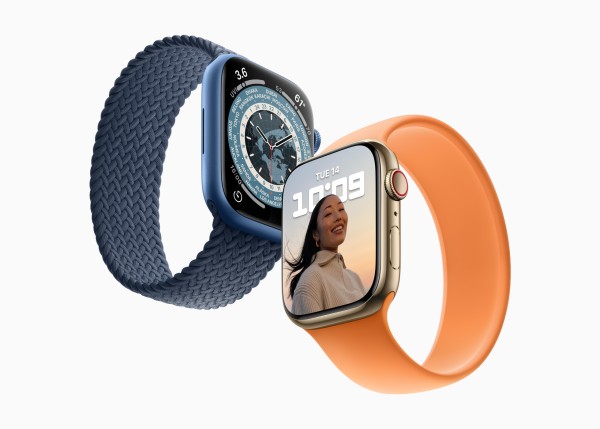 Unboxing and first look at Apple Watch Series 7