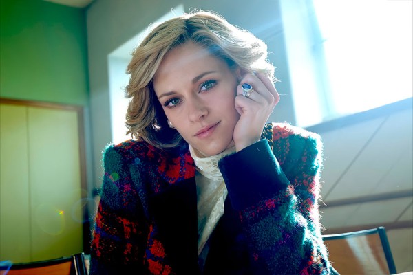 Recreation of Princess Diana's sapphire engagement ring for film Spencer revealed