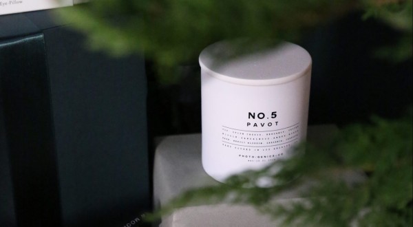 #legendasks: How to set the mood this holiday with home fragrance