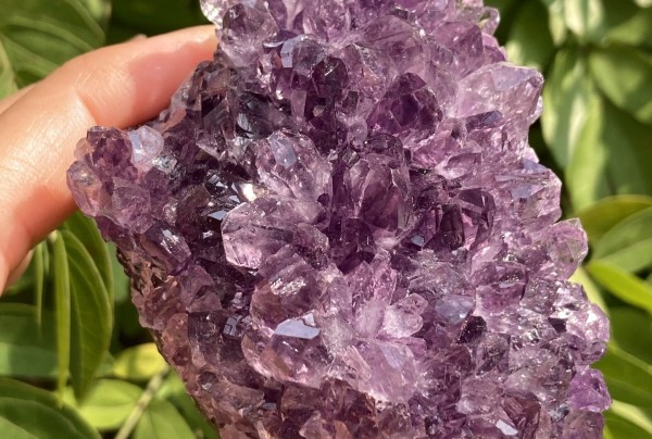 5 powerful crystals for battling toxic people and negative energy