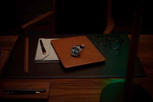 A. Lange & Söhne: Zeitwerk Honeygold “Lumen” sweeter and brighter than ever