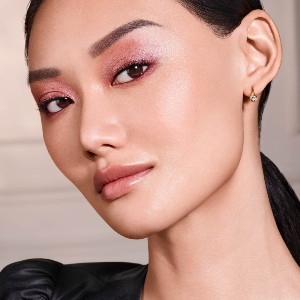 Glam up with these 5 winter eye makeup looks