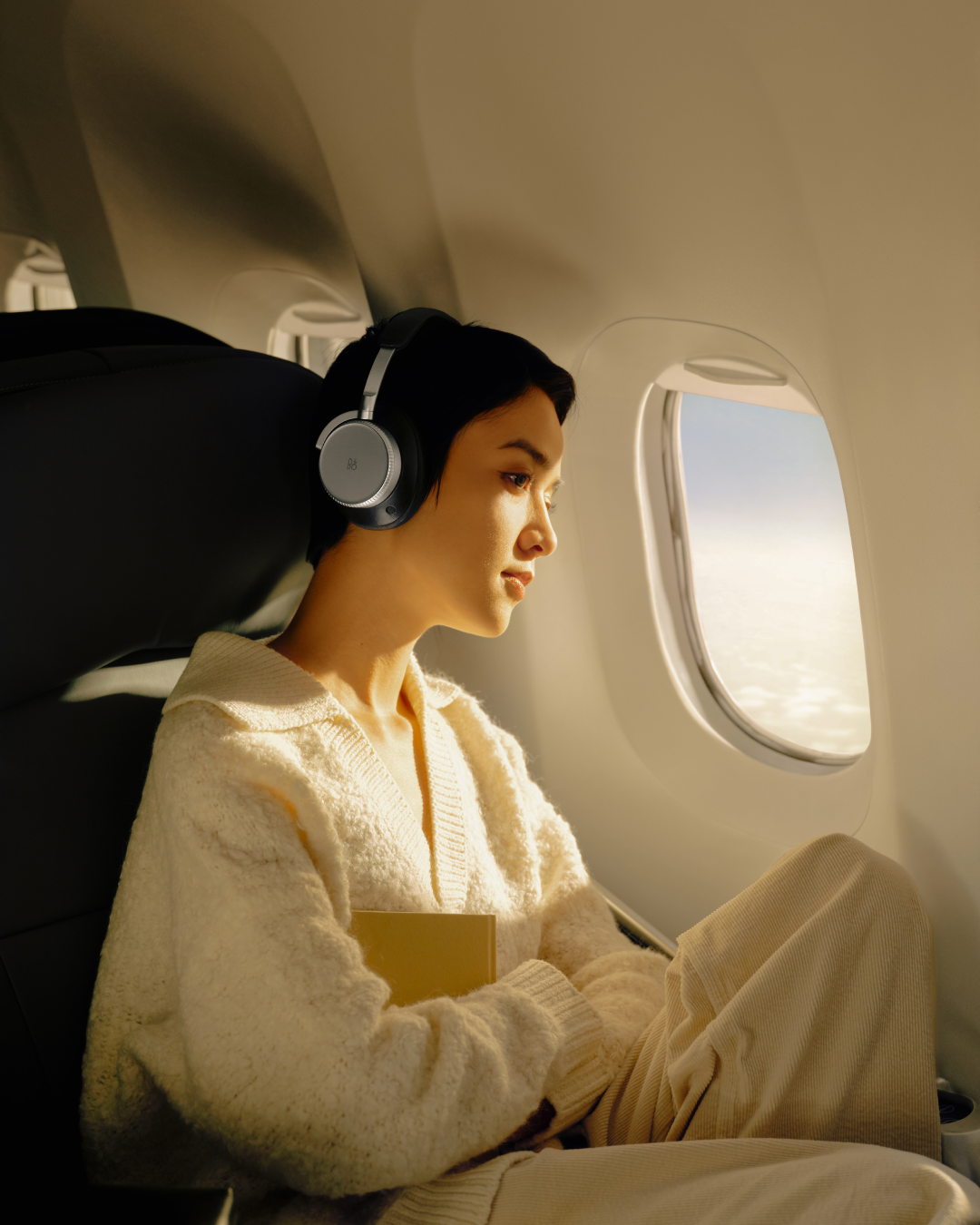 Bang & Olufsen: Beoplay H100, a symphony for the modern traveller
