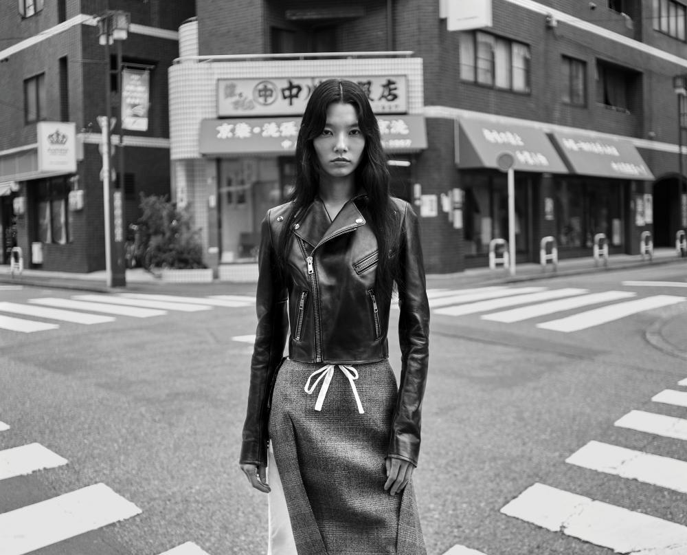 Fashion shoot: Look before you leap